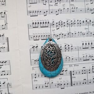 Turquoise and Silver Pendant Necklace